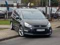Ford S-Max S-MAX Titanium S*AUTOMATIK*TEMPOMAT*AHK !! Noir - thumbnail 2