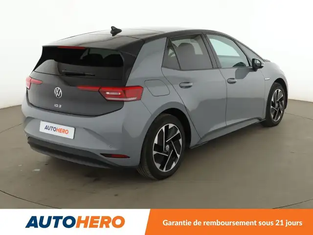 Volkswagen Id.3 view 6