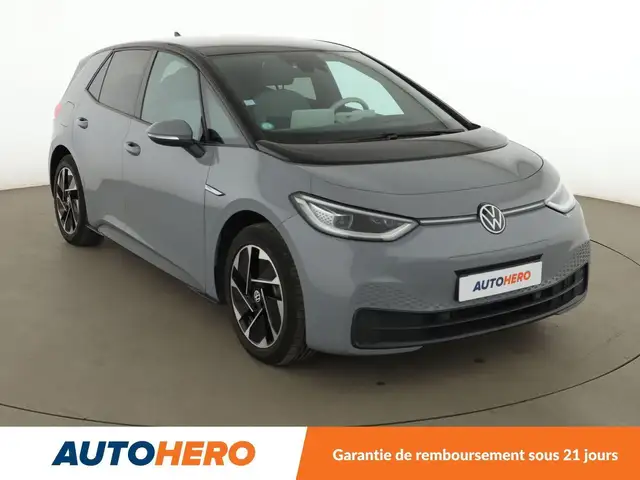 Volkswagen Id.3 view 8