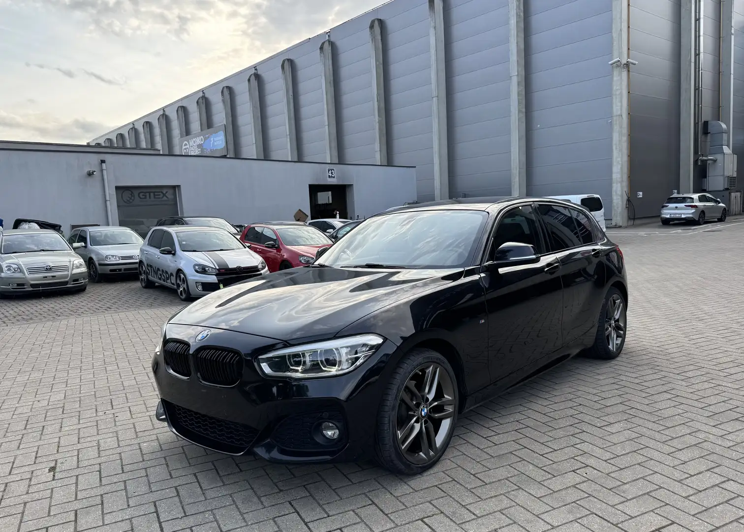 BMW 118 118i M Sport PRET A IMMATRICULER - GARANTIE 12MOIS Black - 1