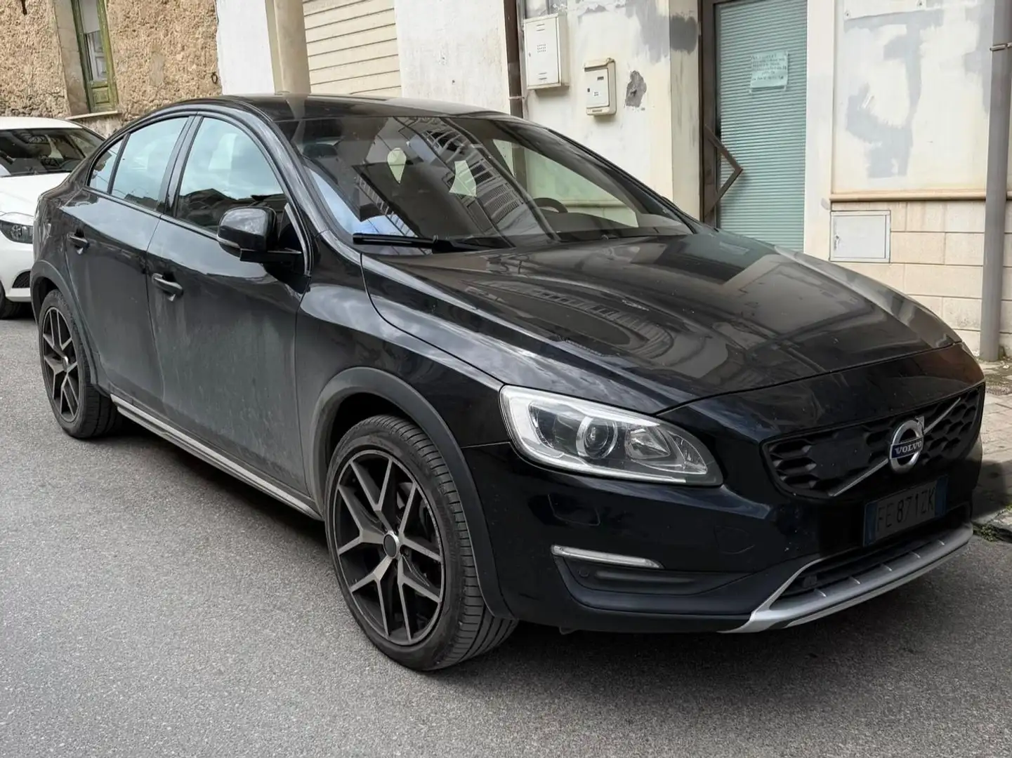 Volvo S60 Cross Country S60 Cross Country 2.4 d4 Summum awd geartronic Negro - 1