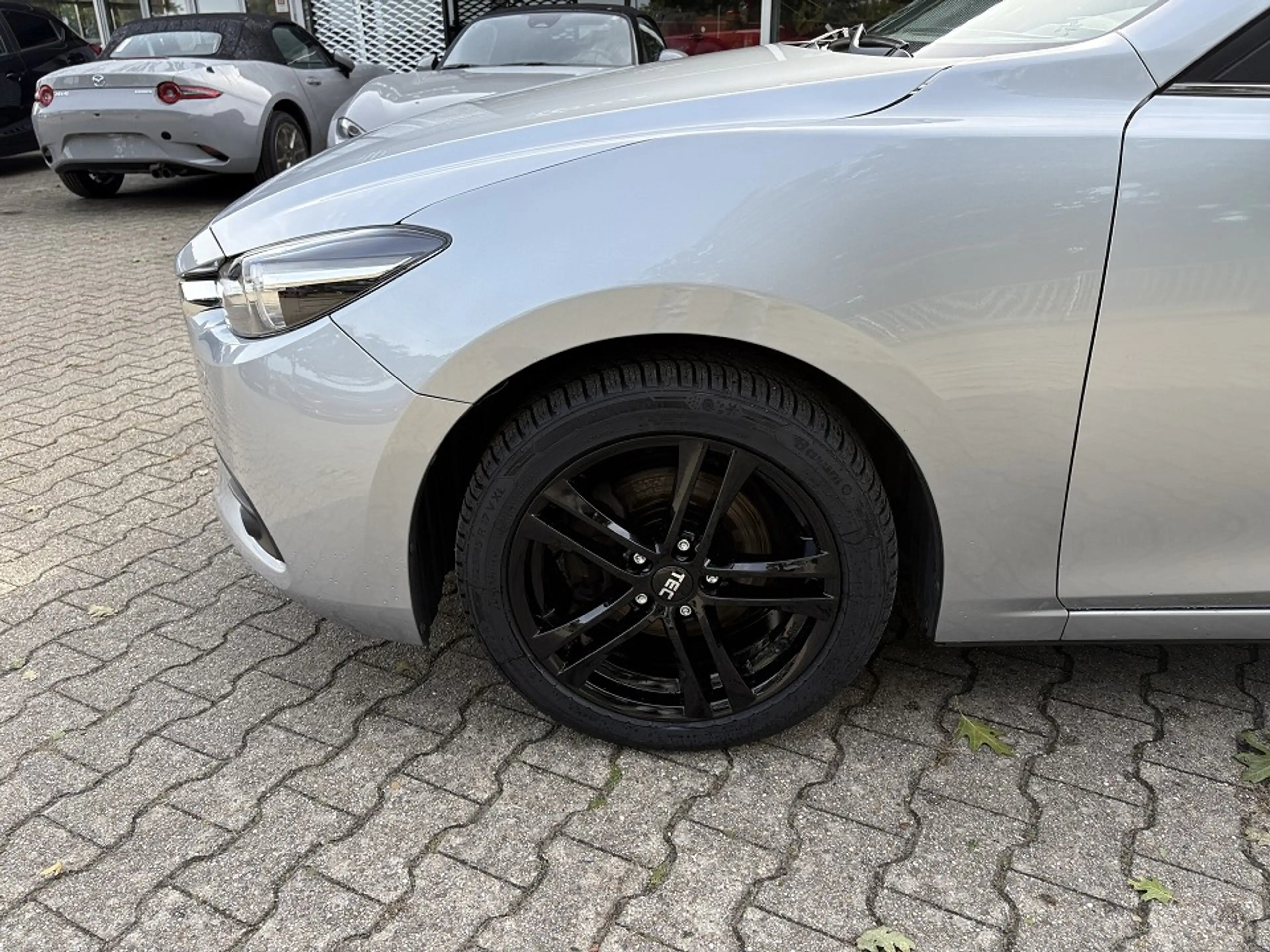 Mazda 3 SKYACTIV-G 120 EXCLUSIVE-Line, LED, ALU17, PDC , — photo 5