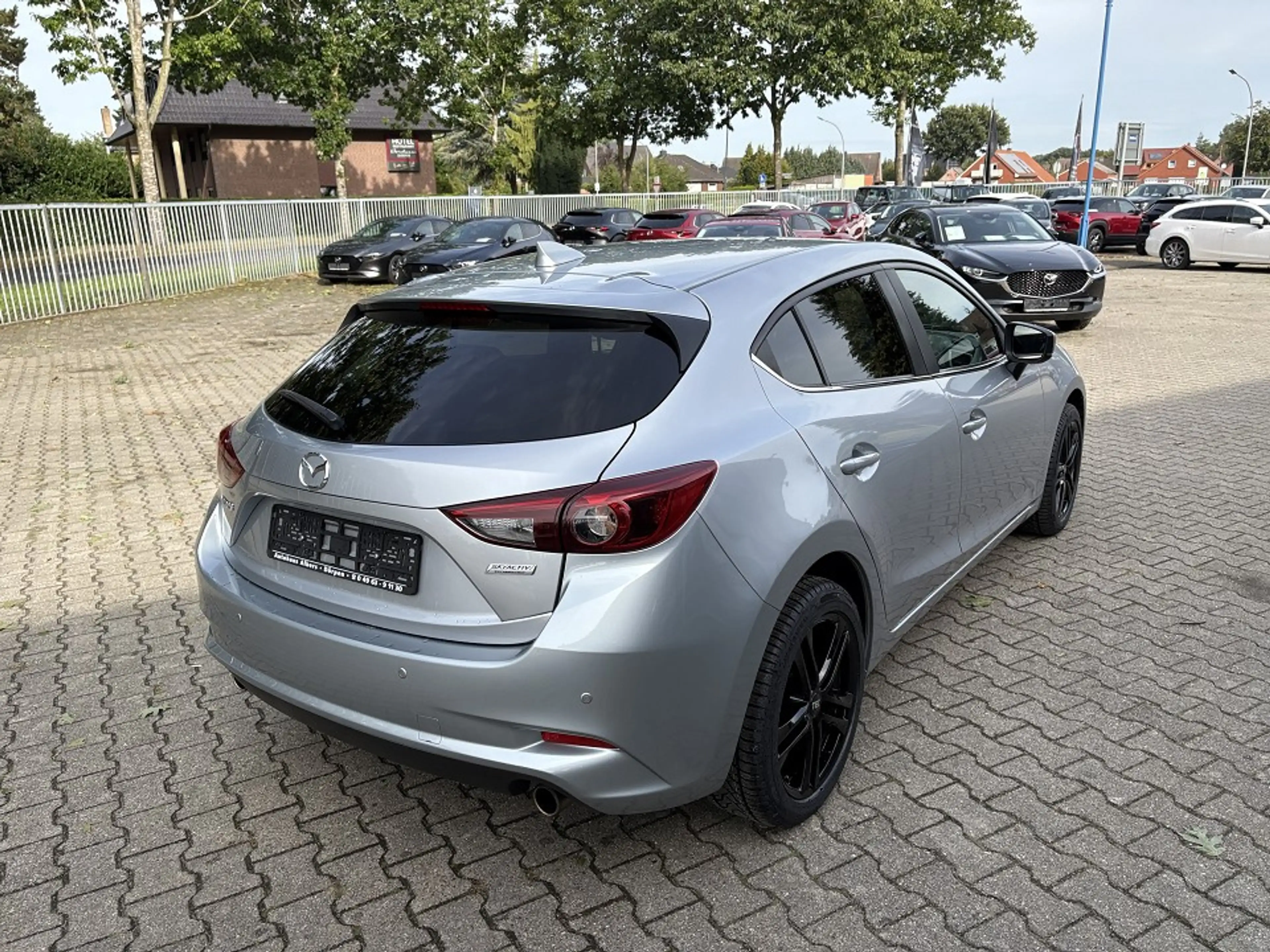 Mazda 3 SKYACTIV-G 120 EXCLUSIVE-Line, LED, ALU17, PDC , — photo 10
