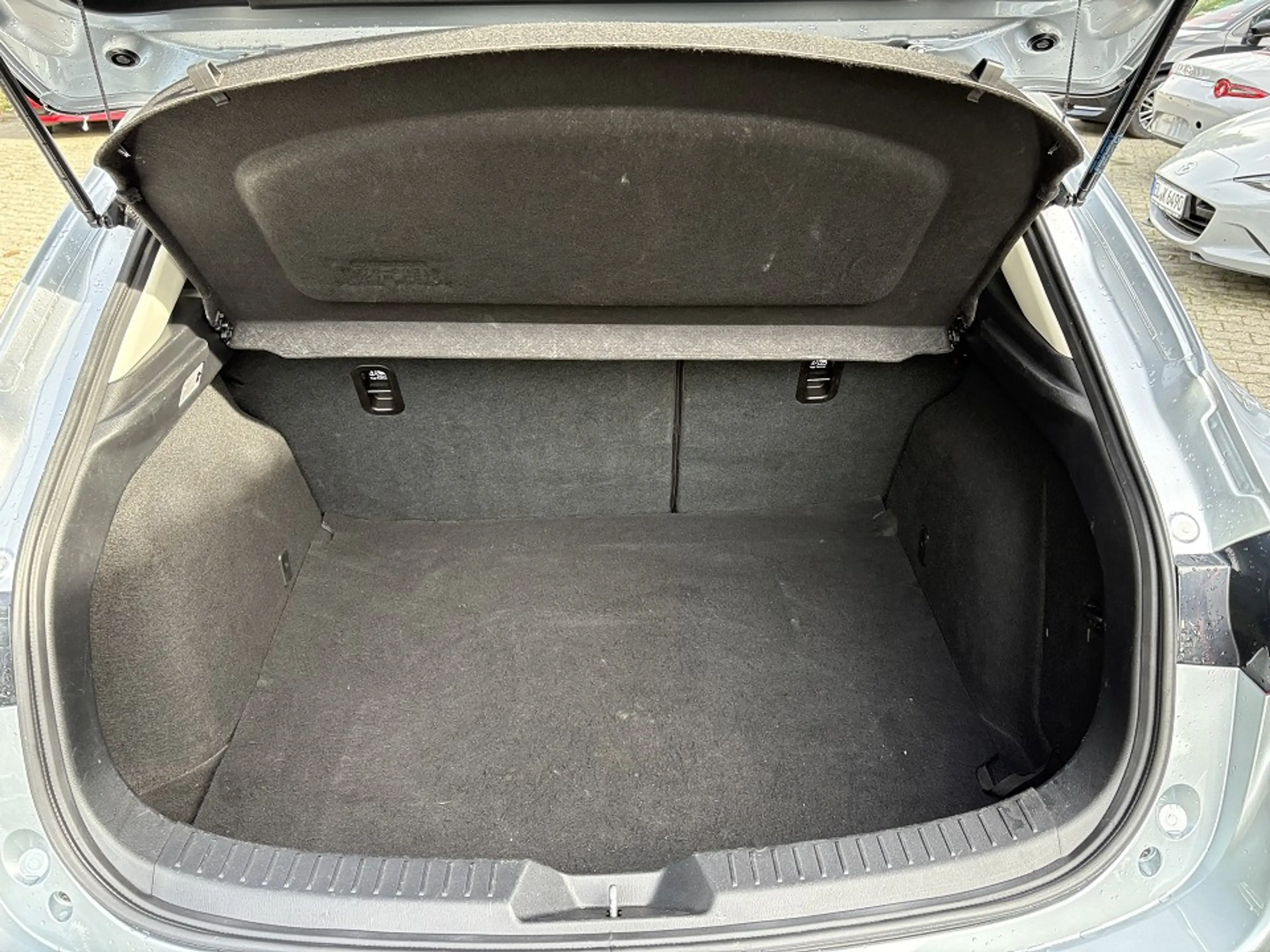 Mazda 3 SKYACTIV-G 120 EXCLUSIVE-Line, LED, ALU17, PDC , — photo 11
