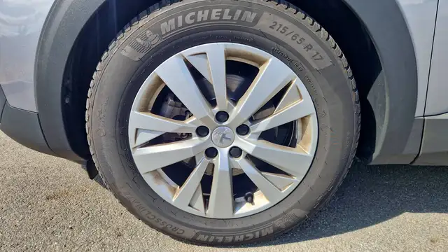 Peugeot 5008 view 18