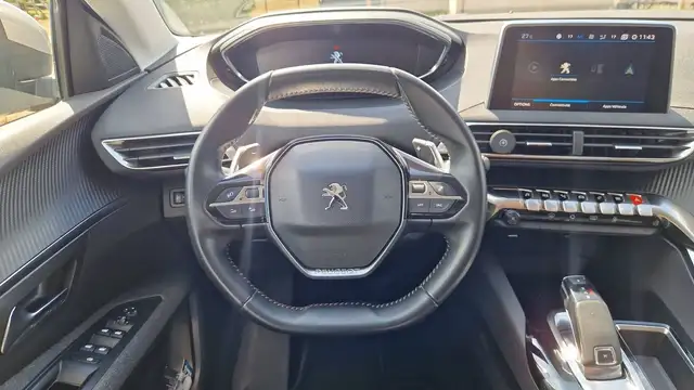 Peugeot 5008 view 24