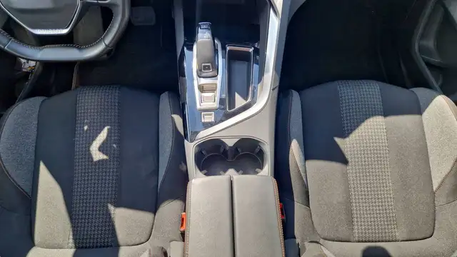 Peugeot 5008 view 25