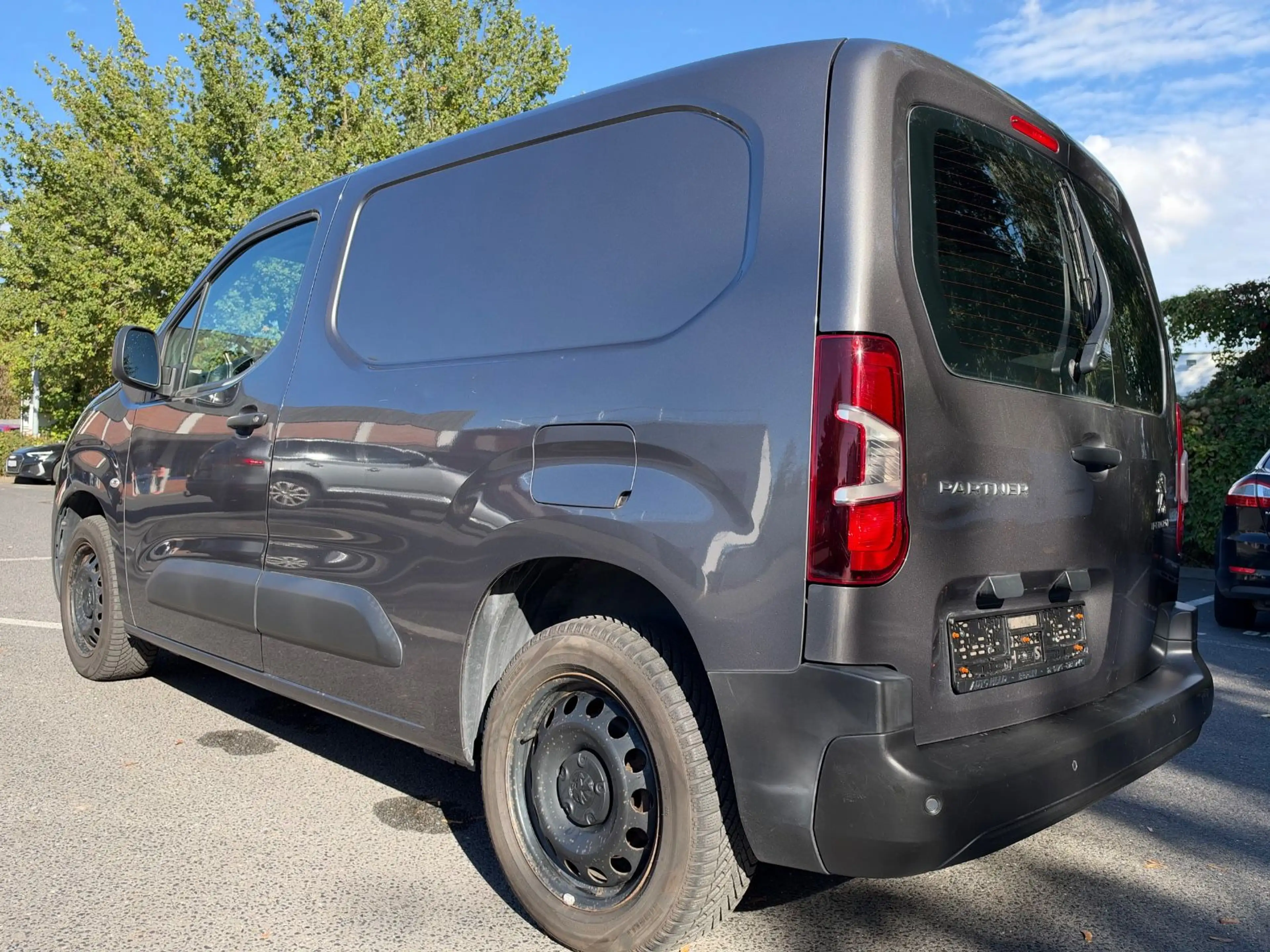Peugeot Partner Premium L1 Kasten Sortimo Reg. — photo 6