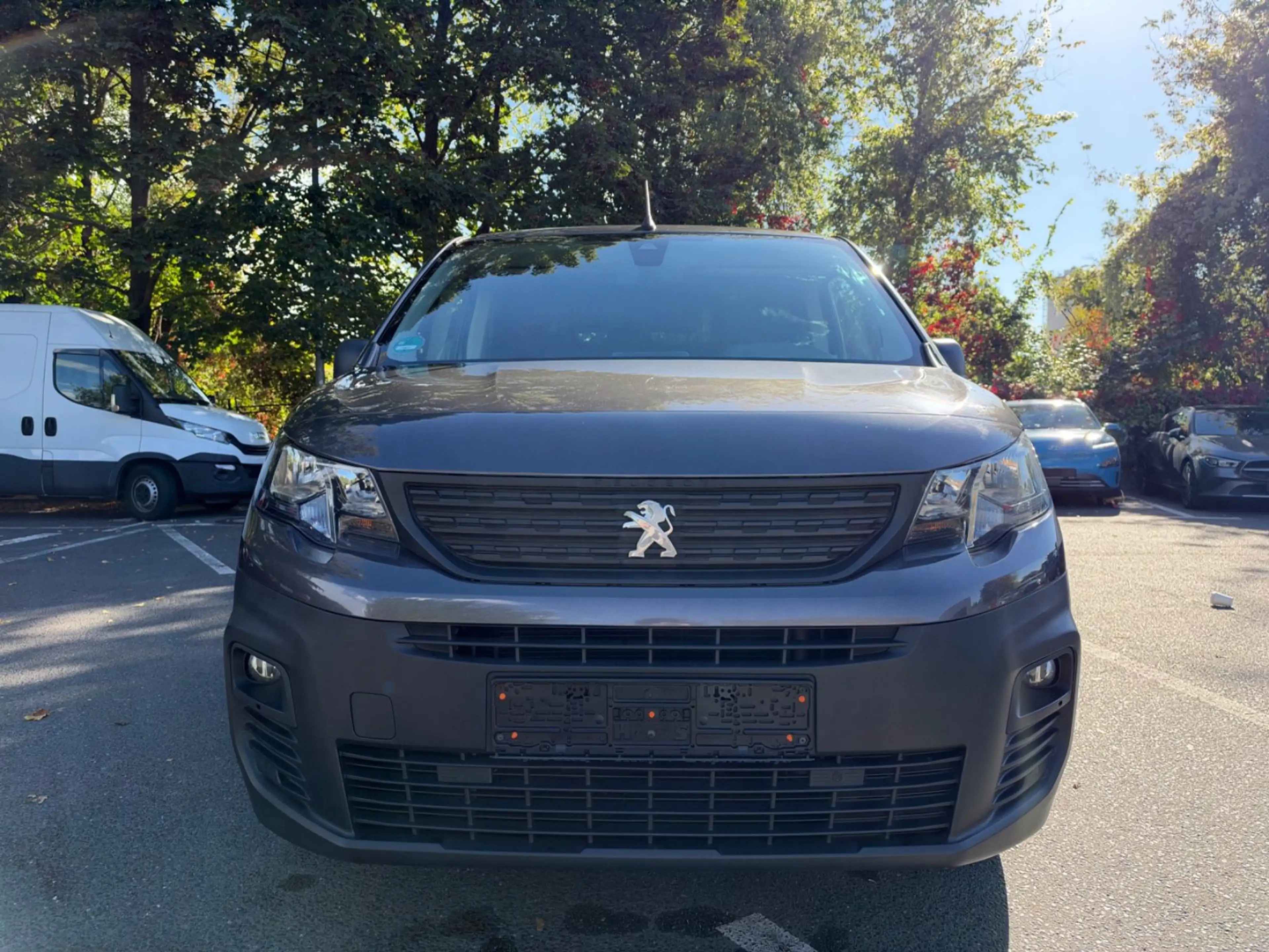Peugeot Partner Premium L1 Kasten Sortimo Reg. — photo 2