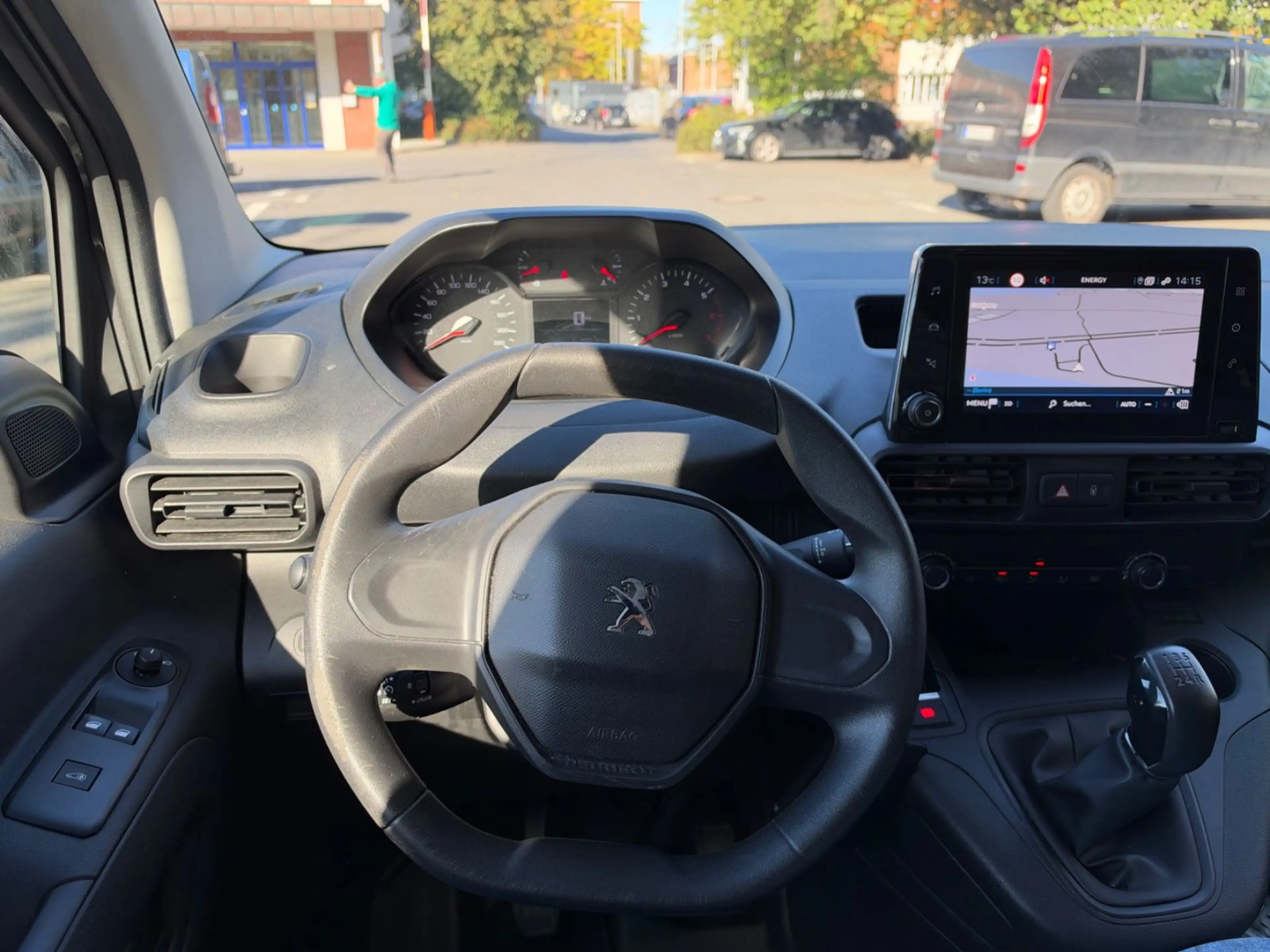 Peugeot Partner Premium L1 Kasten Sortimo Reg. — photo 8