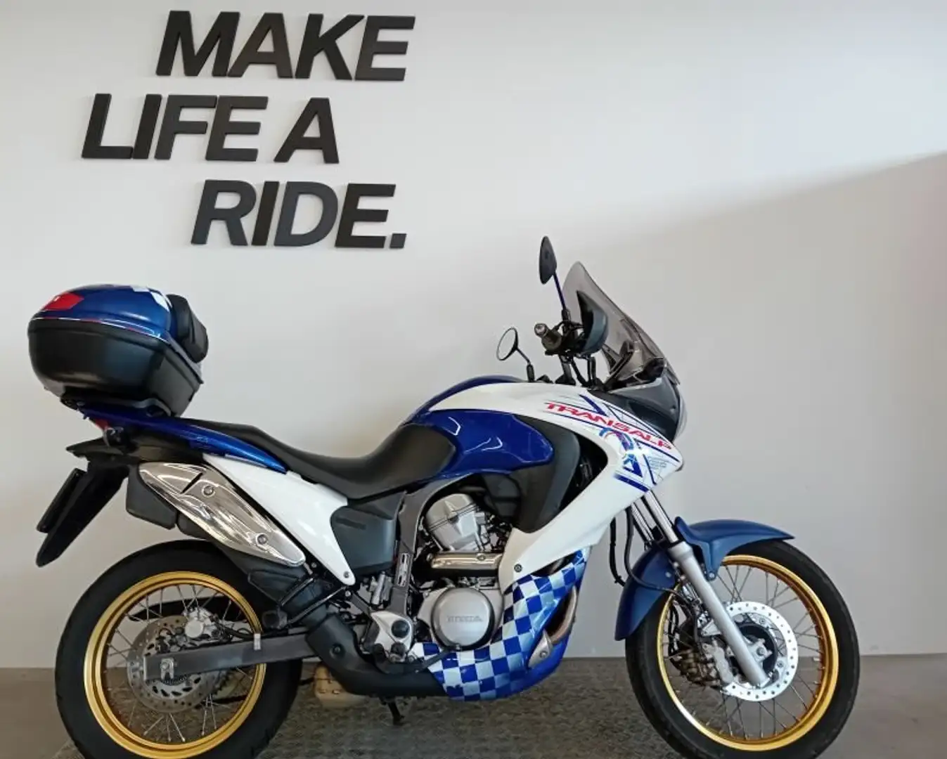 Honda XL 700 V TRANSALP Bianco - 1