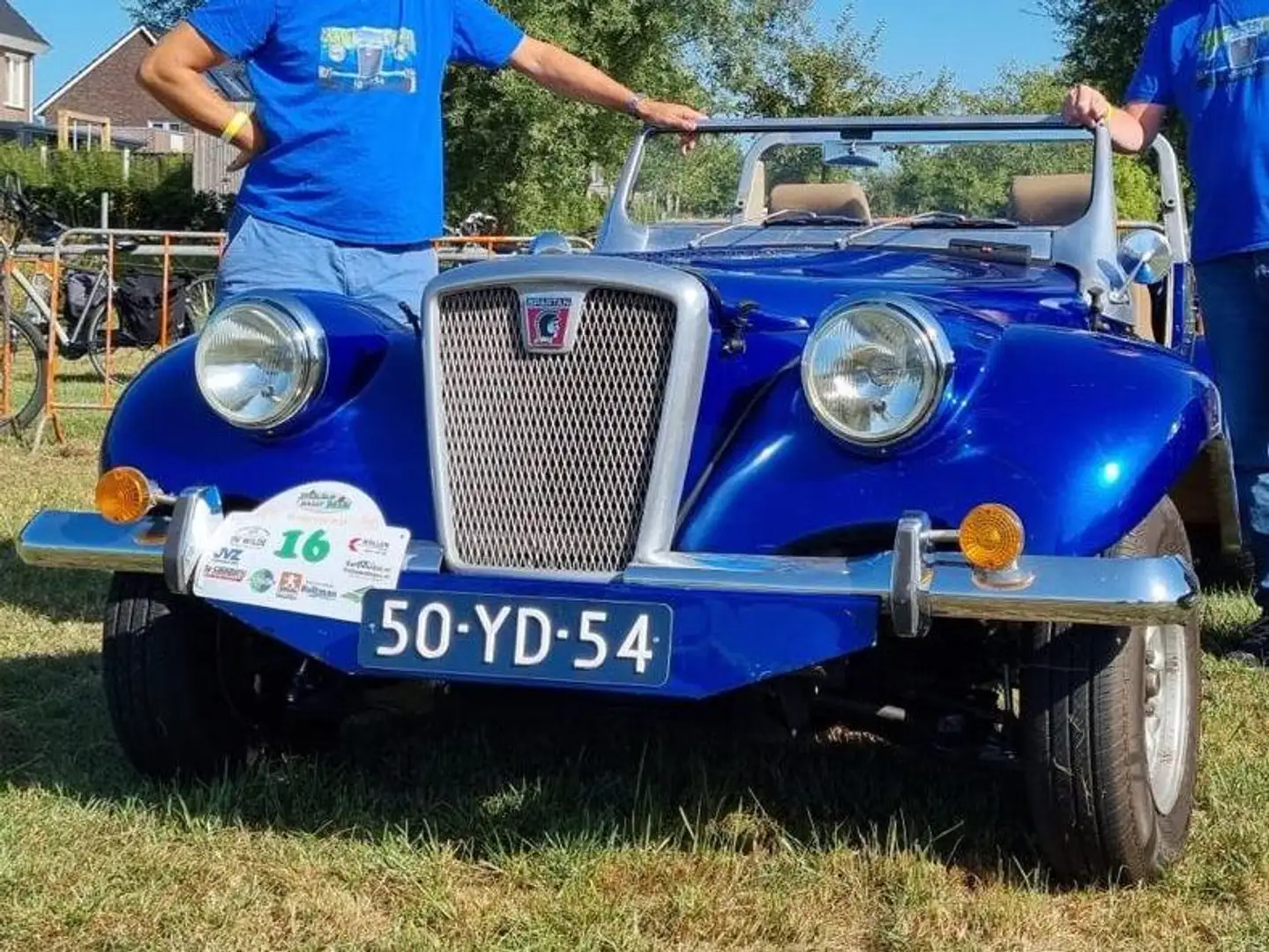 Ford Cabrio Синій - 1