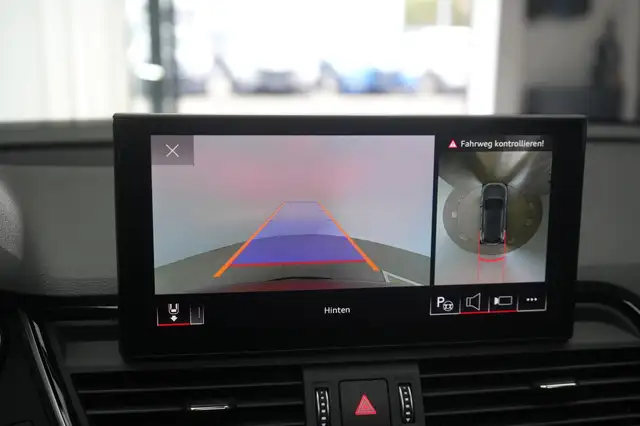 Audi Q5 view 15