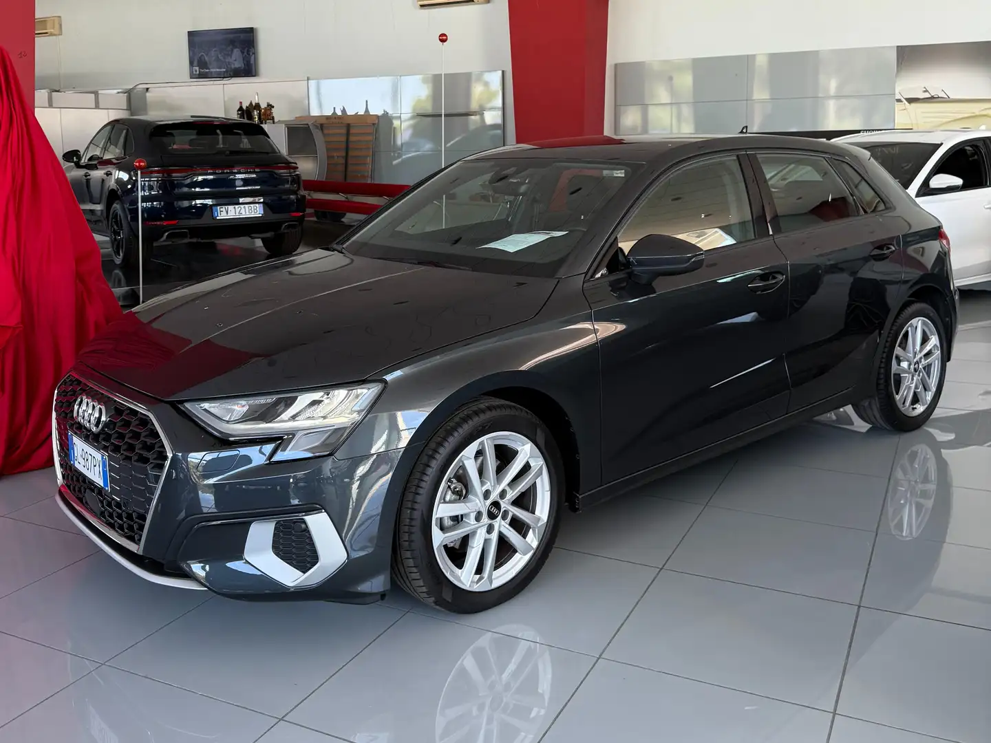 Audi A3 A3 Sportback 30 1.0 tfsi mhev Advanced s-tronic Grau - 2