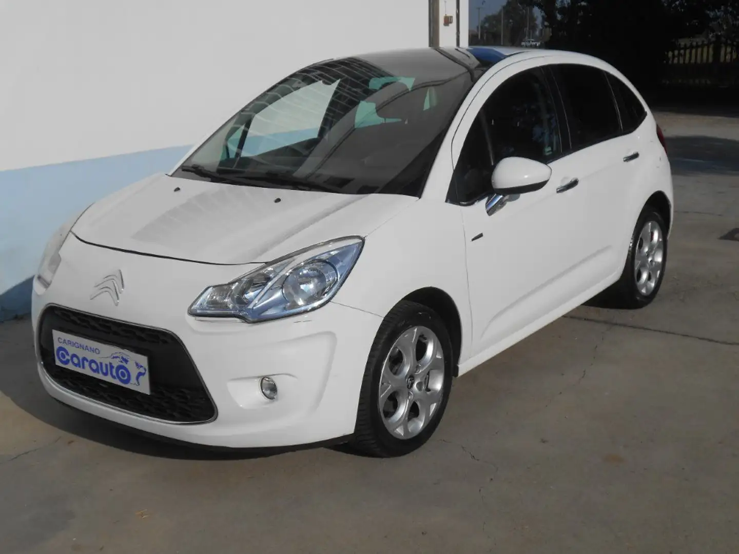 Citroen C3 1.4 HDi 70 Exclusive Blanc - 1