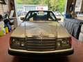 Mercedes-Benz Baureihe 124 CE-Klasse 220 CE *Automatik*LPG/Benzin* Silber - thumbnail 2