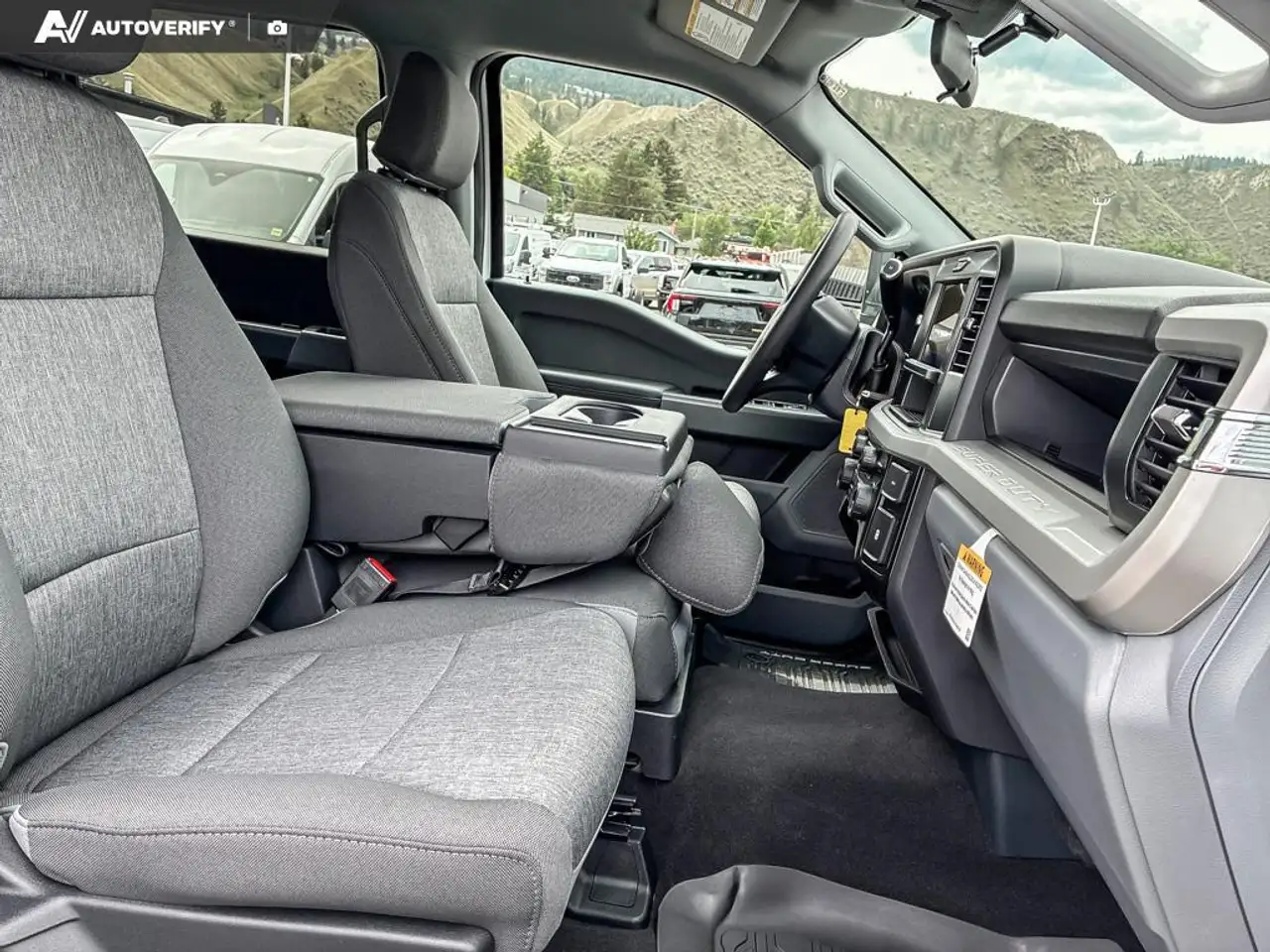 Ford F 350 снимка Ford F 350