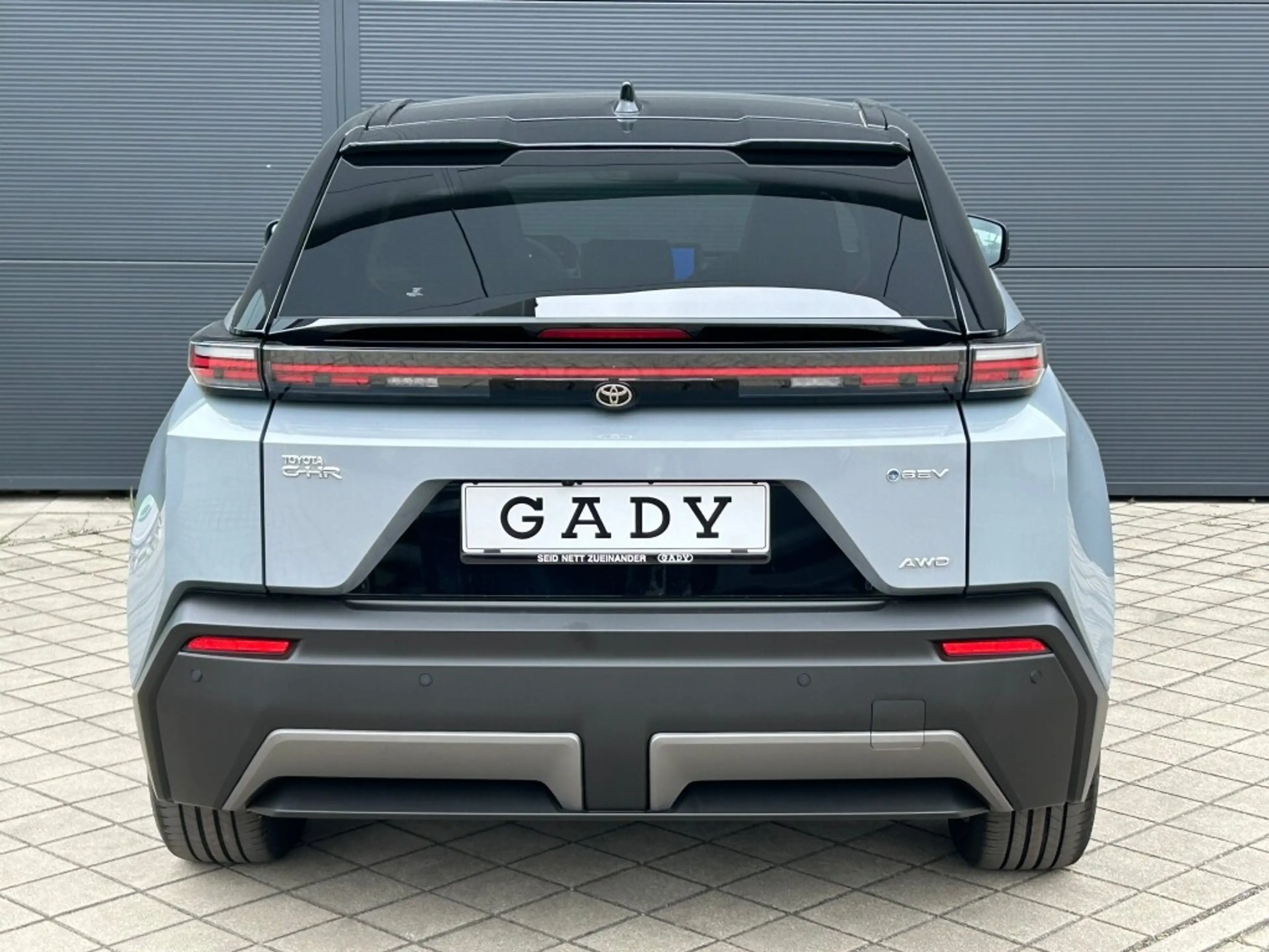 Toyota C-HR+ Elektro 77kWh AWD Lounge — photo 6