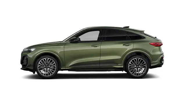 Audi Q5 view 2