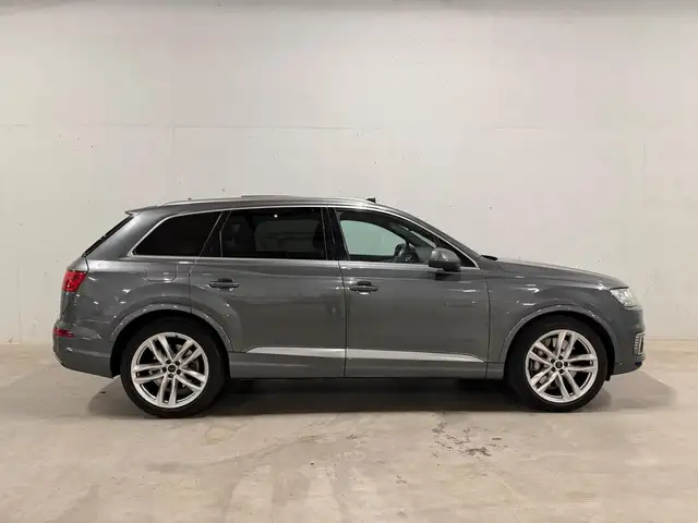 Audi Q7 e-tron 3.0 TDI quattro S-line Pano Leer Navi 360