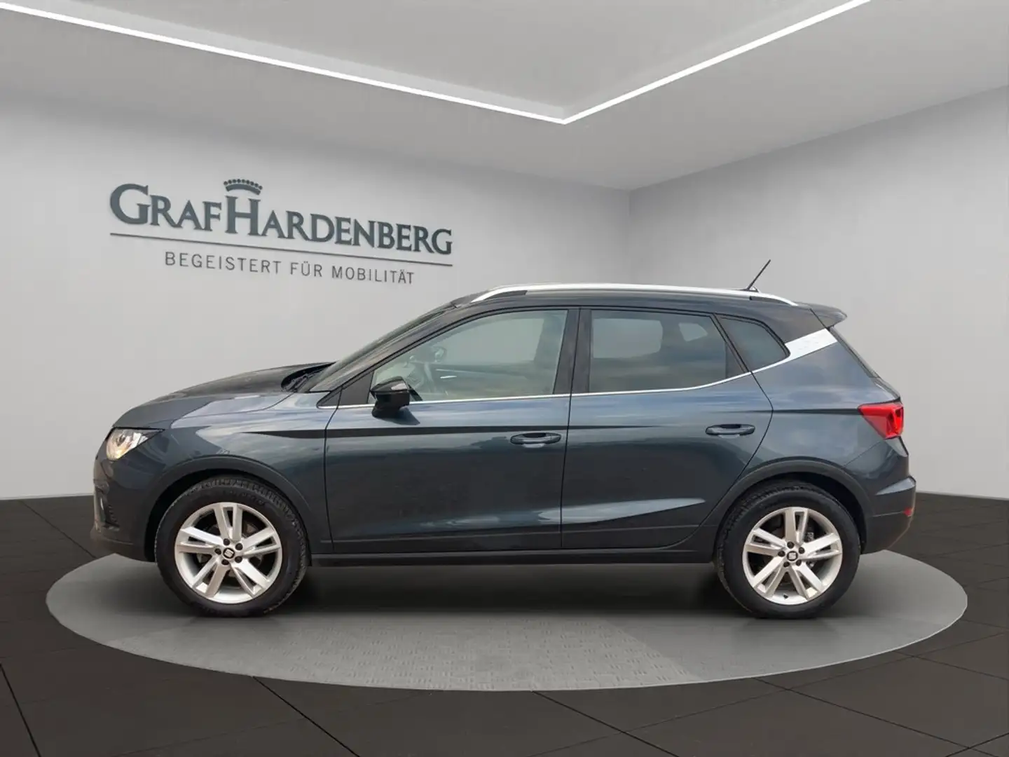 SEAT Arona 1.5 TSI 6-Gang FR NAVI/SHZ/PDC Grau - 2