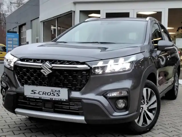 Suzuki S-Cross