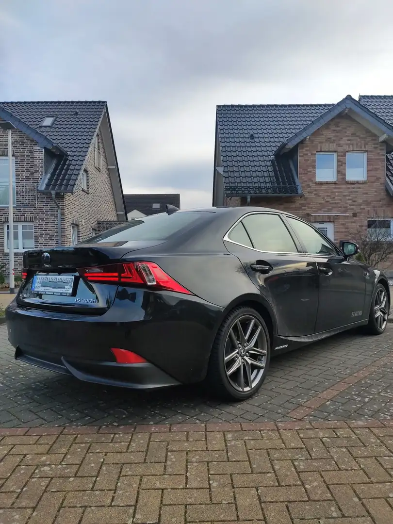 Lexus IS 300 300h F Sport - 2