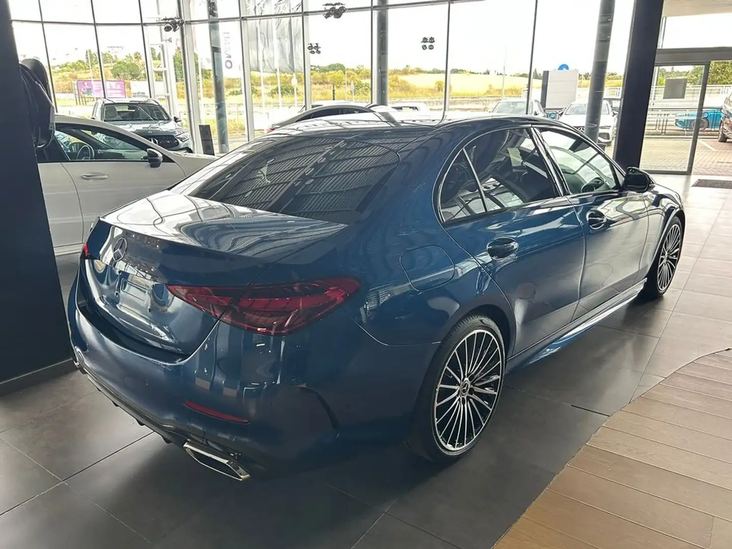 Mercedes-Benz C 180 Berlina Bleu - 2