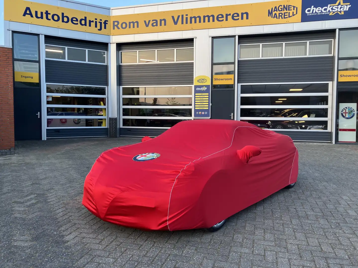 Alfa Romeo 4C 1750TBI TCT | CPZ Editie nr. 4 / 20 | Carbon dak | Rot - 2