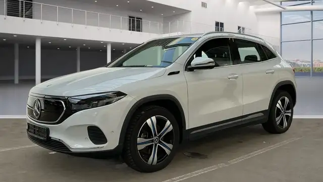 Mercedes-Benz EQA 250 SO95%*Sitzklima*Kamera*LED*19*VollDispla