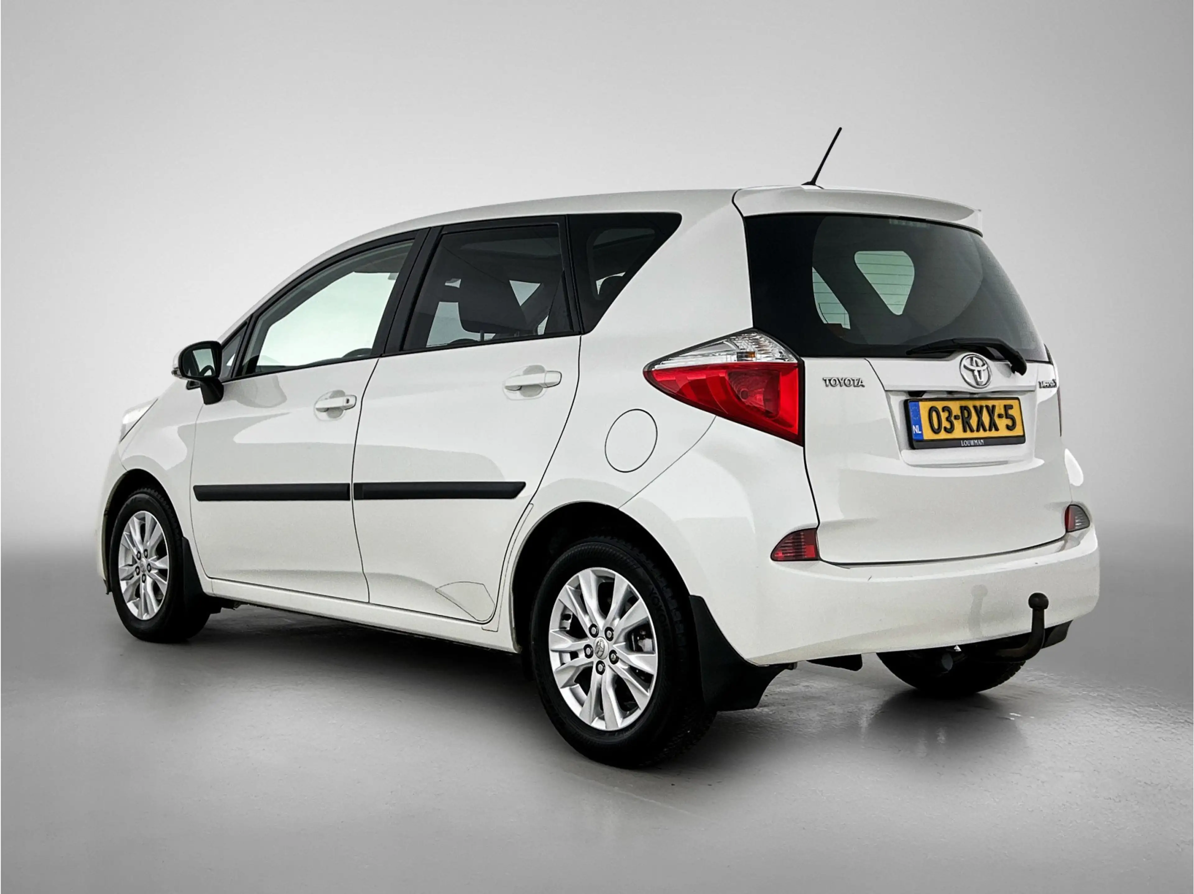 Toyota Verso-S 1.3 VVT-i Aspiration | Trekhaak | Panoramadak | — photo 15