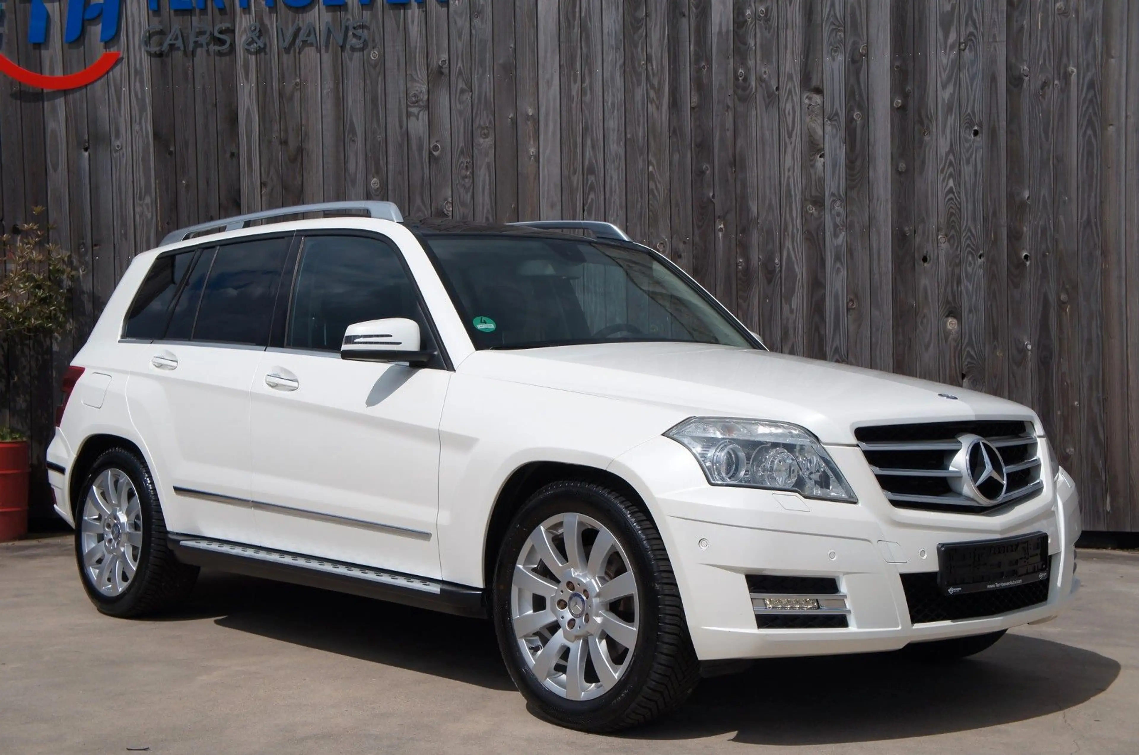 Mercedes-Benz GLK 350 CDI 4MATIC Pano TV Xenon 170KW Euro5 — photo 5