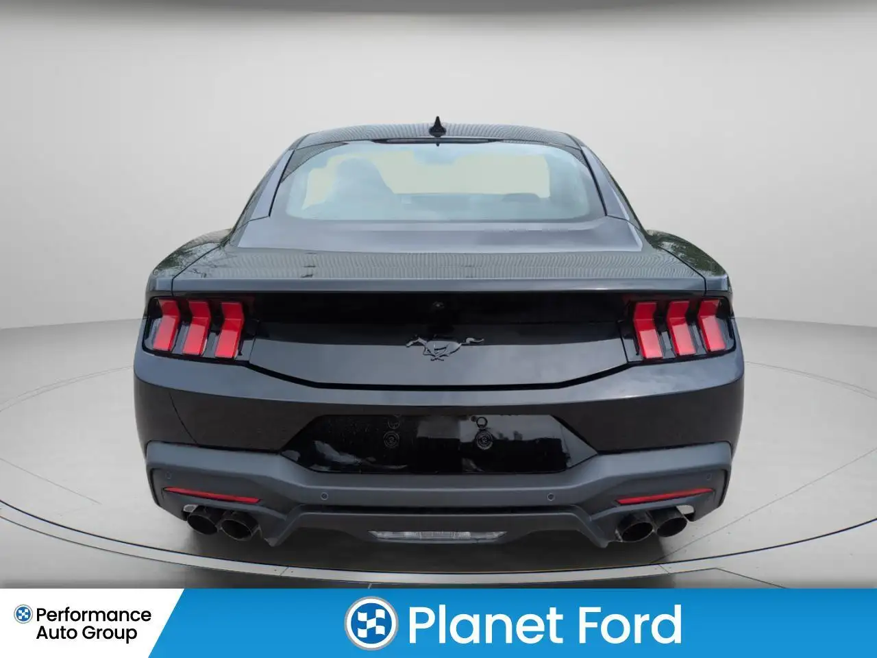 Ford Mustang снимка Ford Mustang