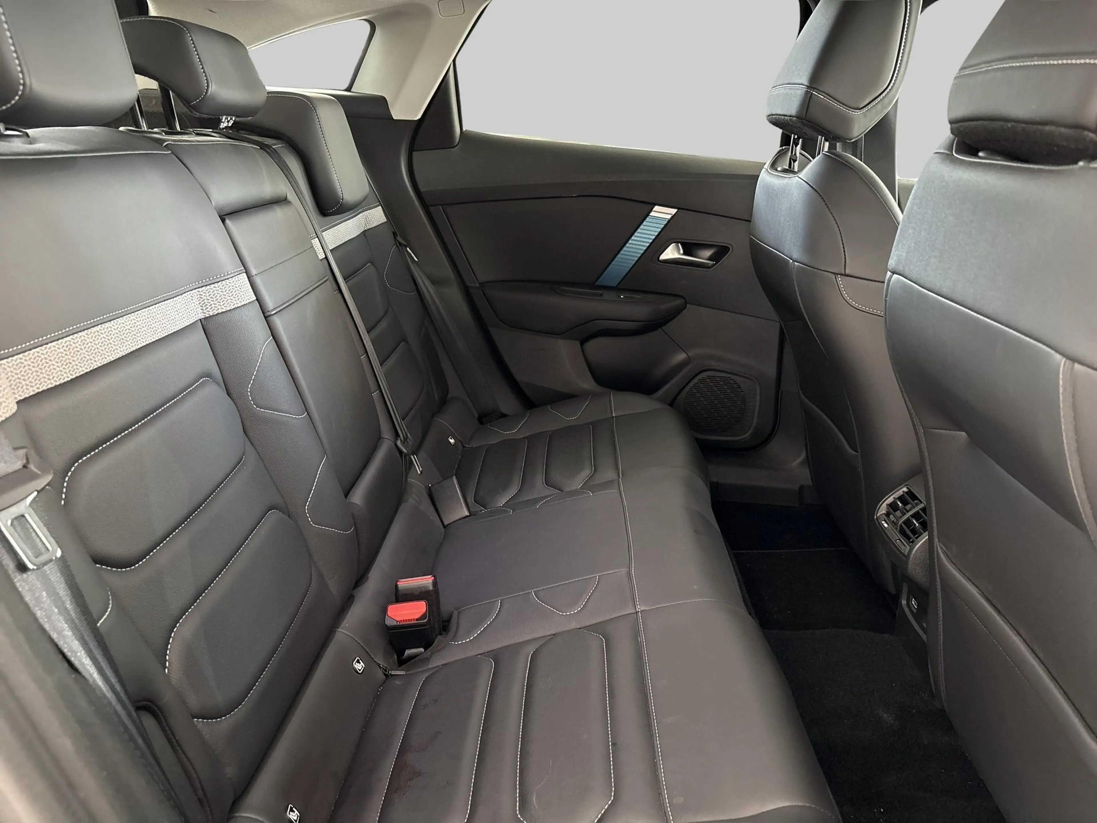 Citroen E-C4 Electric Shine Pack Business 50 kWh | Camera | Parkeersenso — photo 15