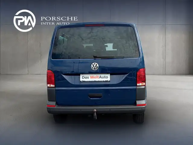 Volkswagen Transporter view 5