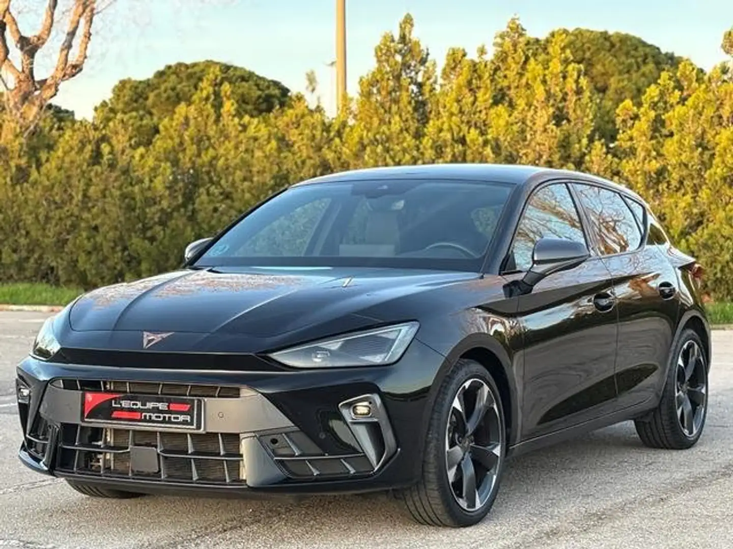 CUPRA Leon 1.5 TSI 110 Negro - 2