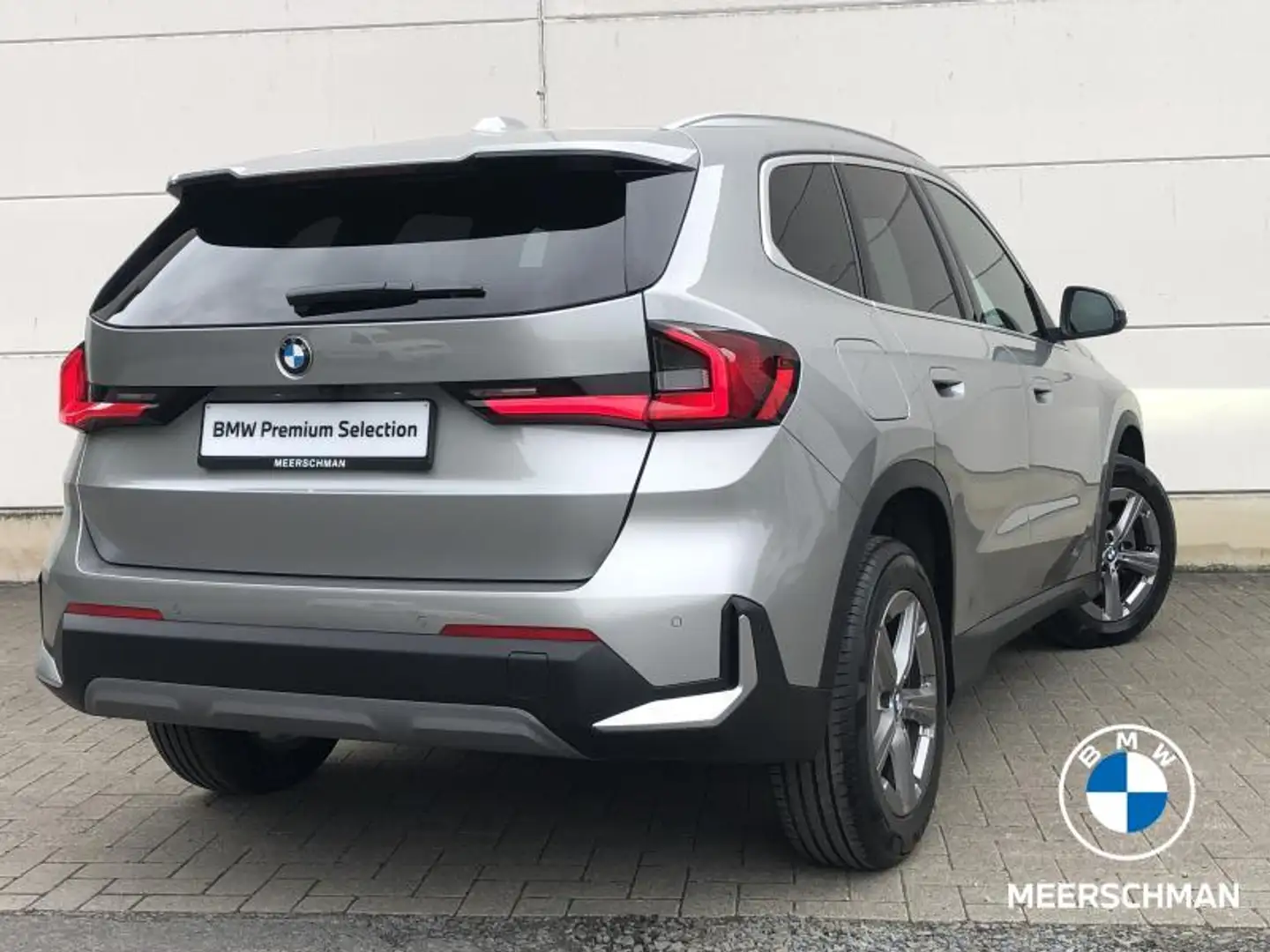 BMW X1 Comf cam carplay gps widescr Zilver - 2