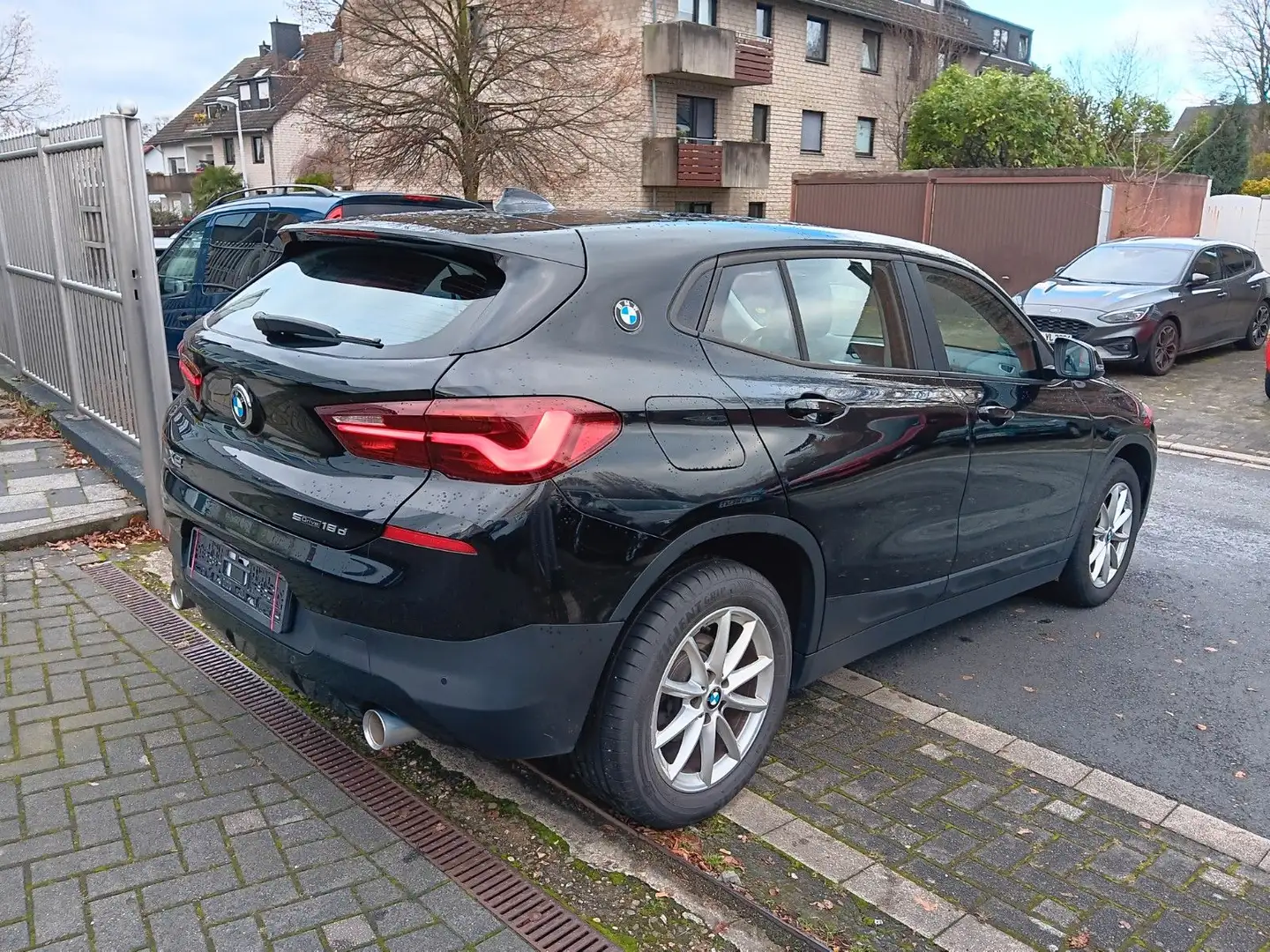 BMW X2 sDRIVE 18d SPORT LED NAVI PRO E HKL Noir - 2