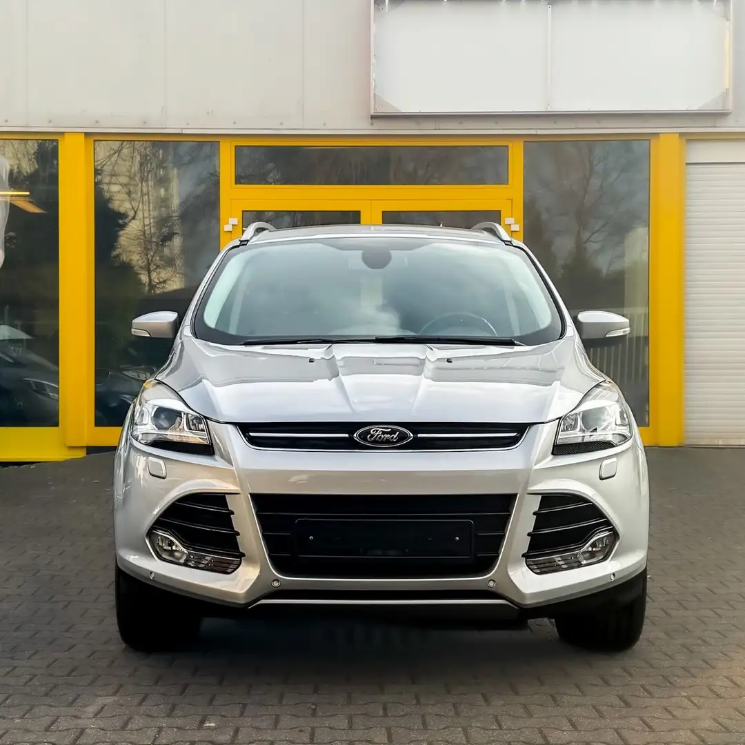 Ford Kuga Titanium/4X4/1. Hd/Zahnriemen neu/AHK Silber - 2