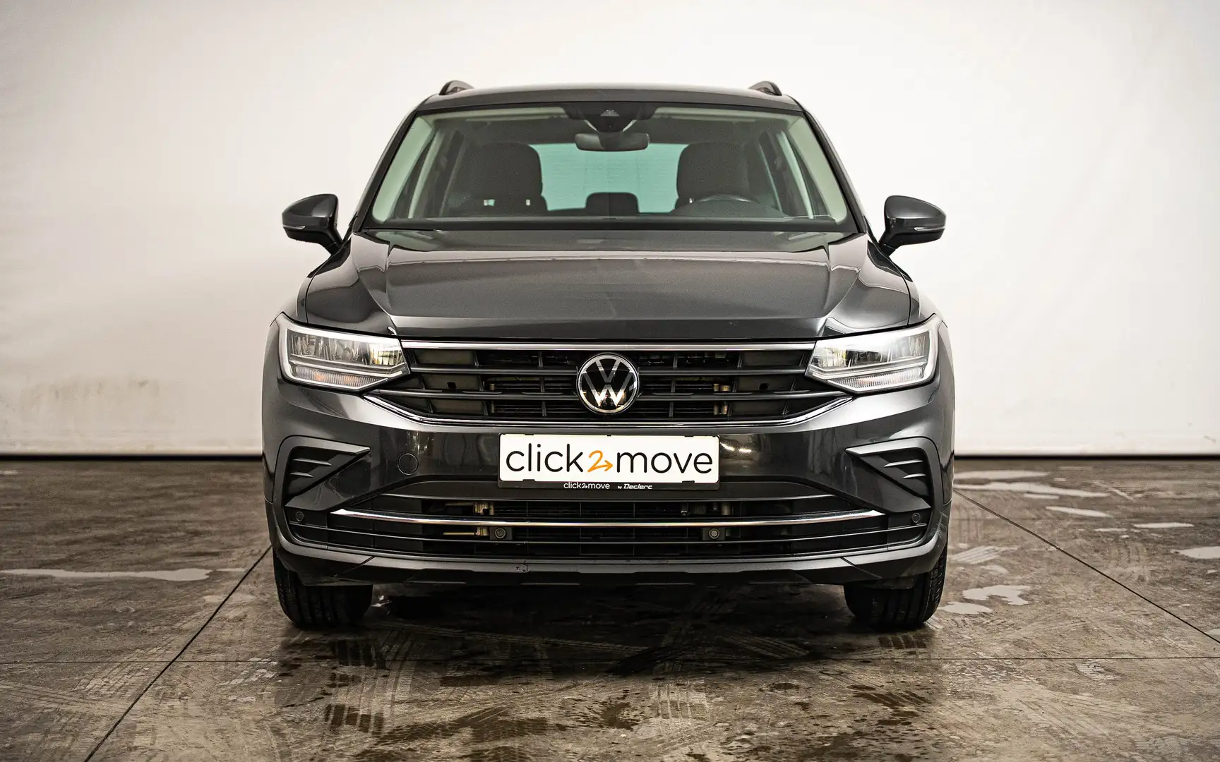 Volkswagen Tiguan Tiguan 2.0 TDI SCR Life DSG Grijs - 2