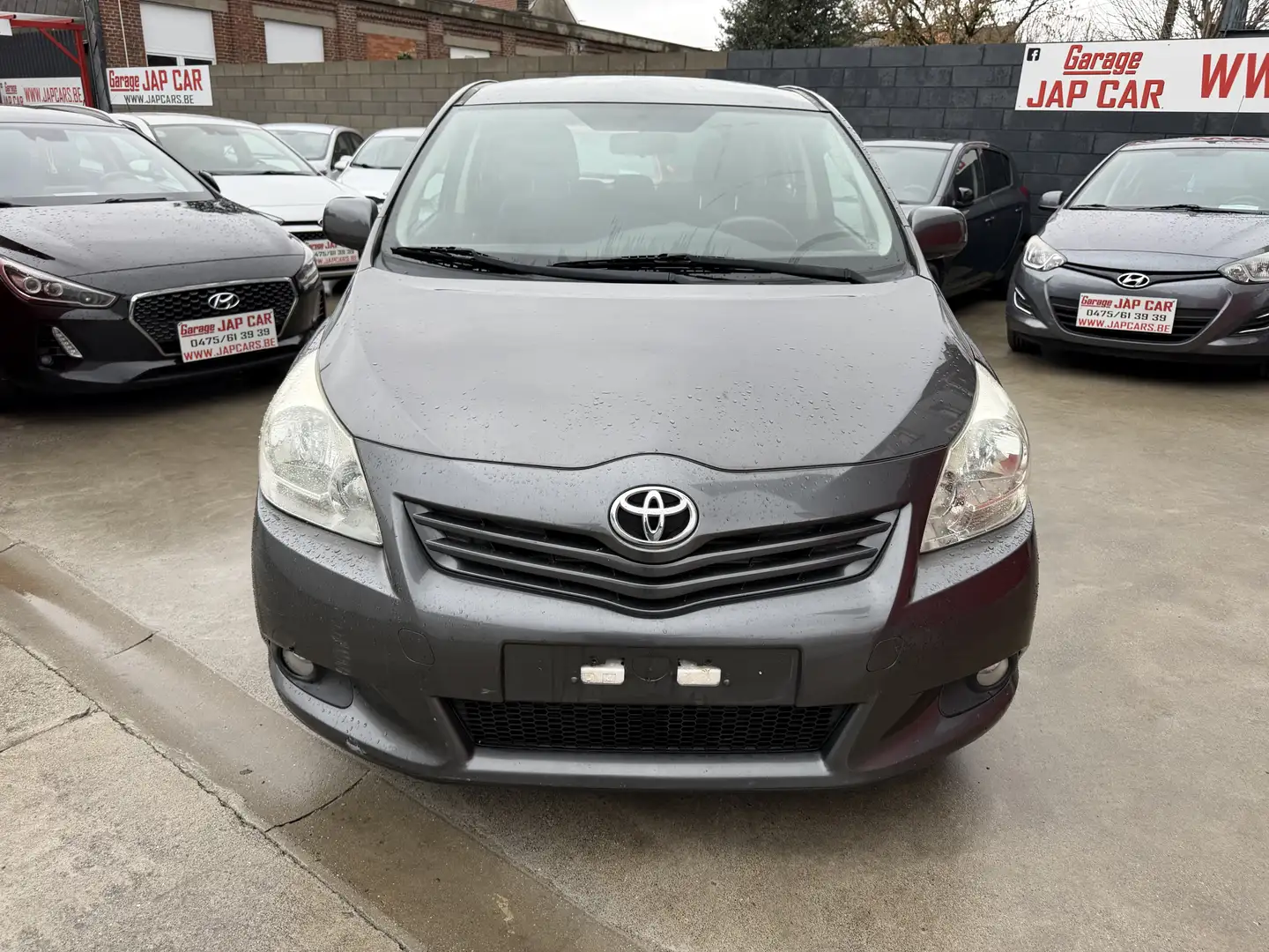 Toyota Verso 7 places clim euro 5 ( prix marchand ) Grijs - 1