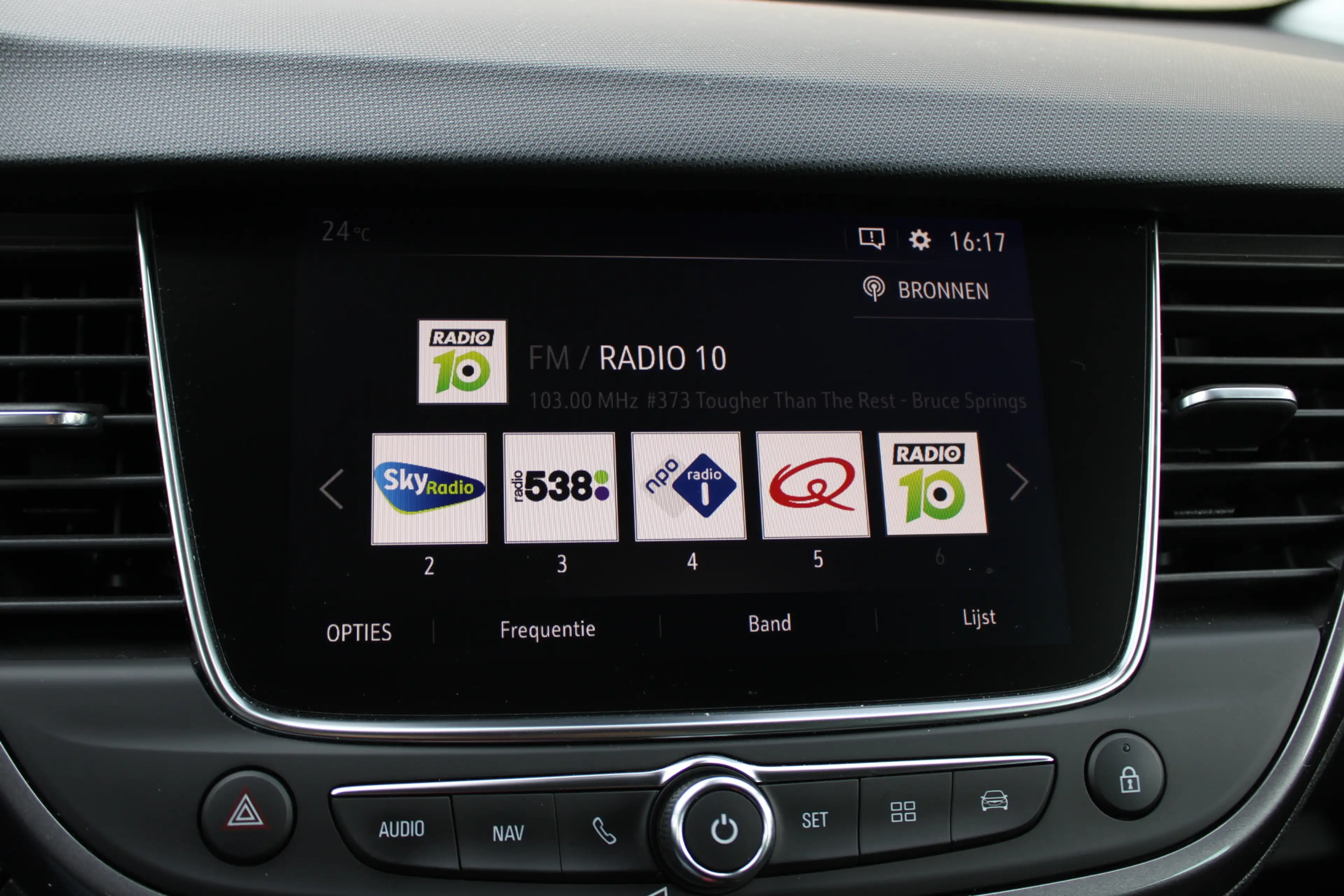 Opel Crossland X 1.2 Turbo Innovation | Trekhaak | Head-up | Winter — photo 19