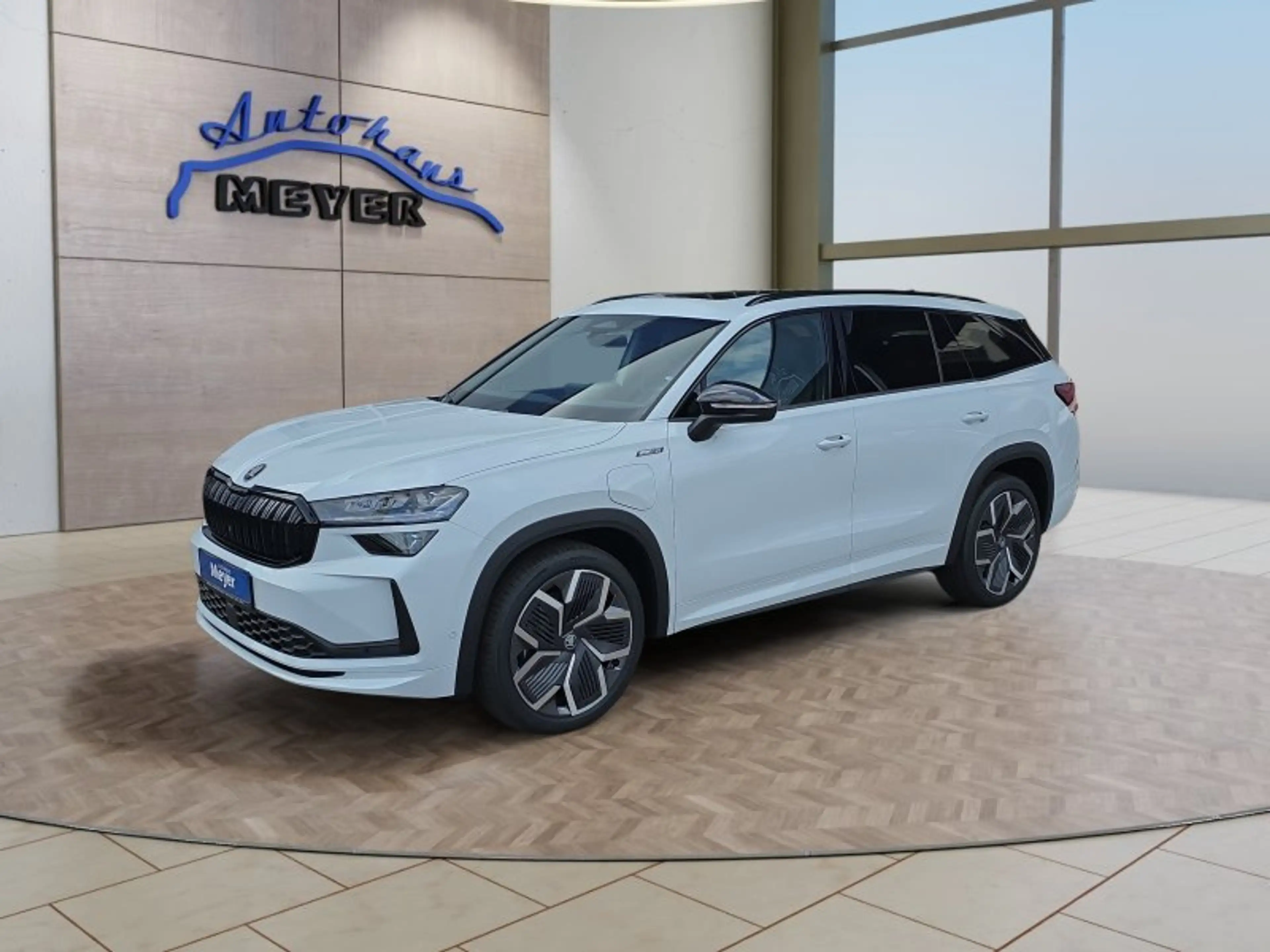 Skoda Kodiaq Sportline 1,5 TSI iV aAHK/Pano/Matrix/Navi    **