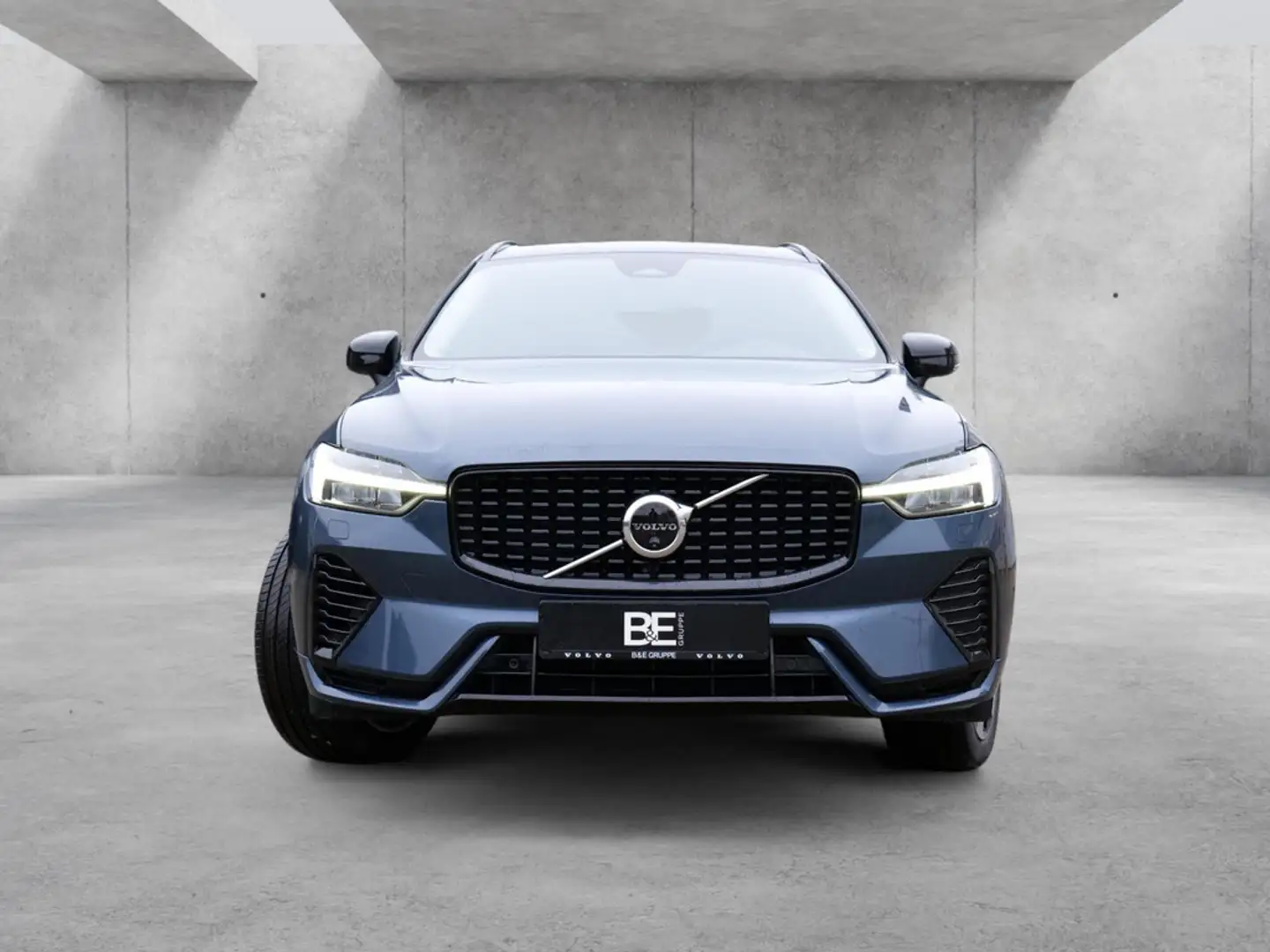 Volvo XC60 T8 Ultra Dark Recharge Plug-In Hybrid AWD Blau - 2