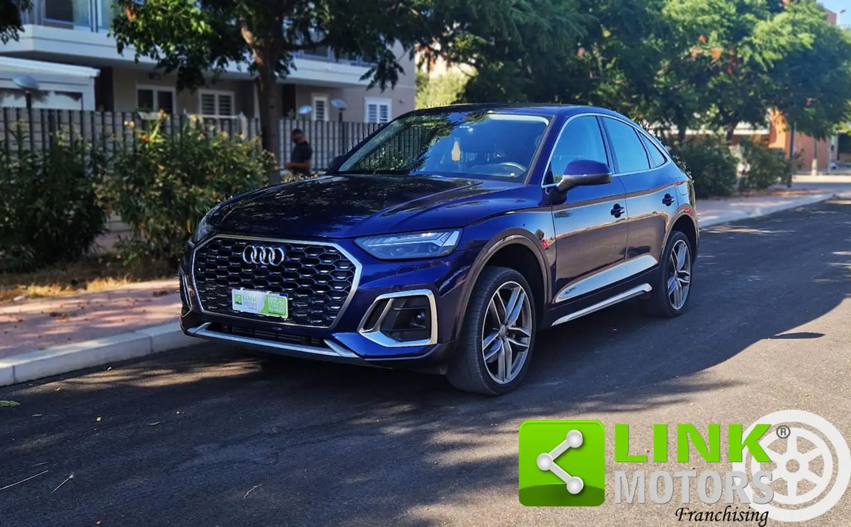 Audi Q5 50 TFSI e quattro S tronic Business Advanced Bleu - 1