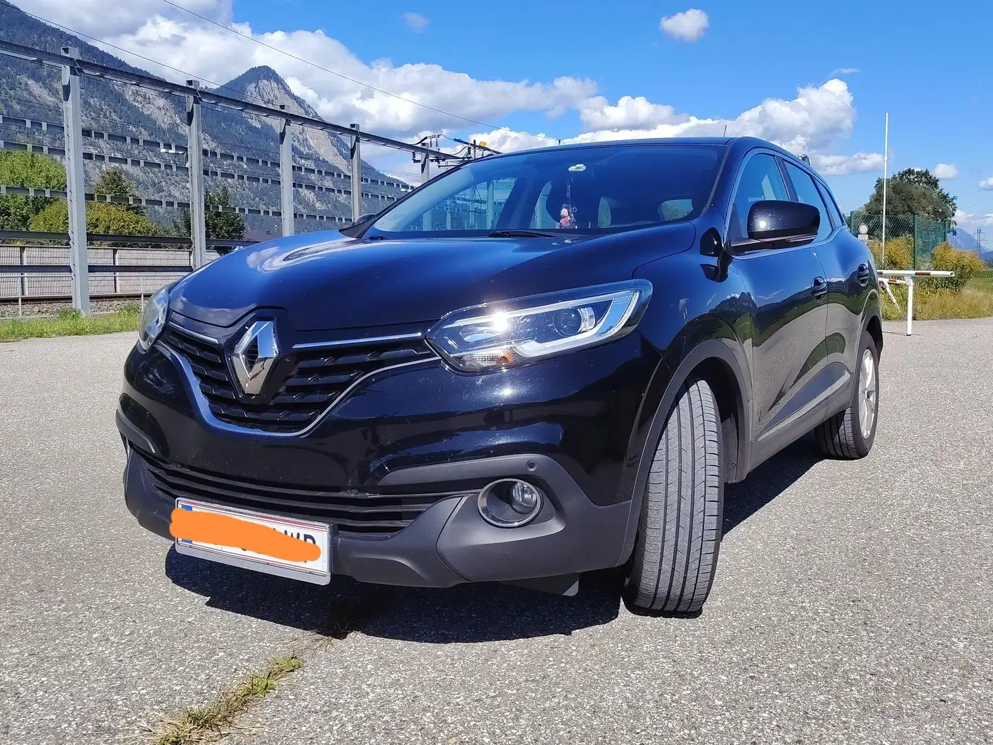 Renault Kadjar Kadjar Energy dCi 110 6-Gang Zen Zen Schwarz - 1