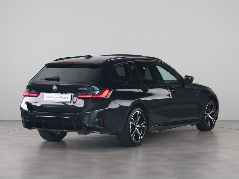 BMW 330 3 Serie Touring 330e xDrive — photo 10