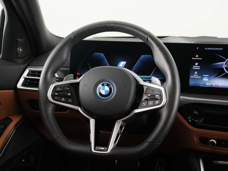 BMW 330 3 Serie Touring 330e xDrive — photo 2