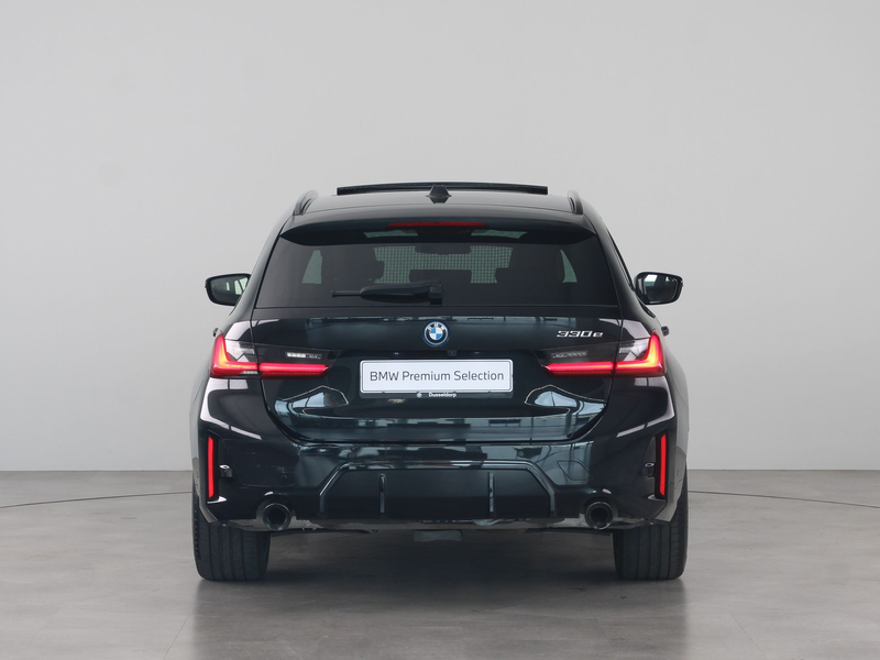 BMW 330 3 Serie Touring 330e xDrive — photo 11
