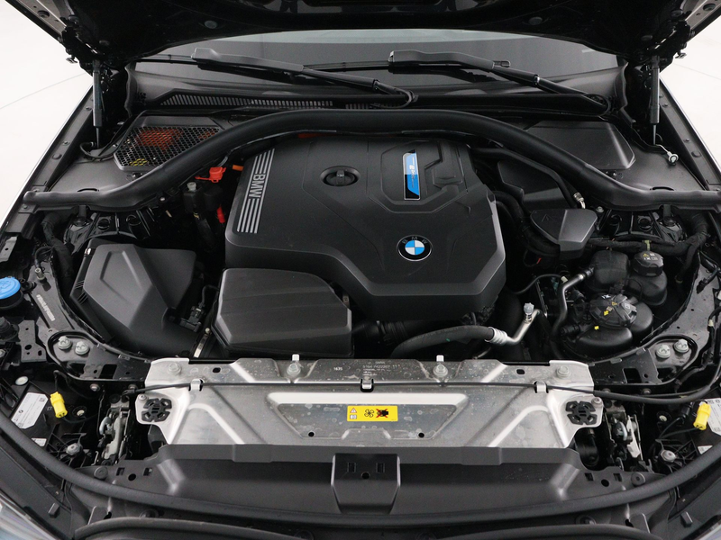 BMW 330 3 Serie Touring 330e xDrive — photo 5